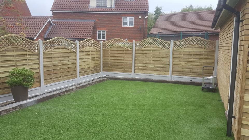 Essex Fencing Ltd | Feather edge panels | Concrete Posts | Gravel Boards | Trellis Work | Bow Top Panels | Made to Measure Gates | Chain link Fencing | Mesh Systems | Palisade | Weld Mesh